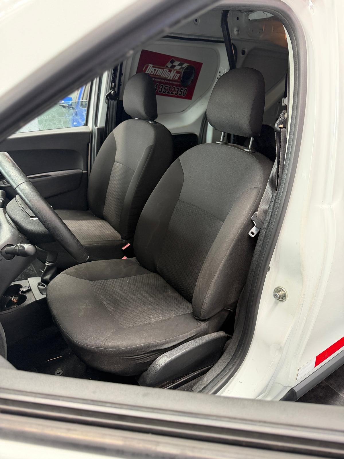 RENAULT KANGOO EXPRESS 2020 USADA 106.000 KM
