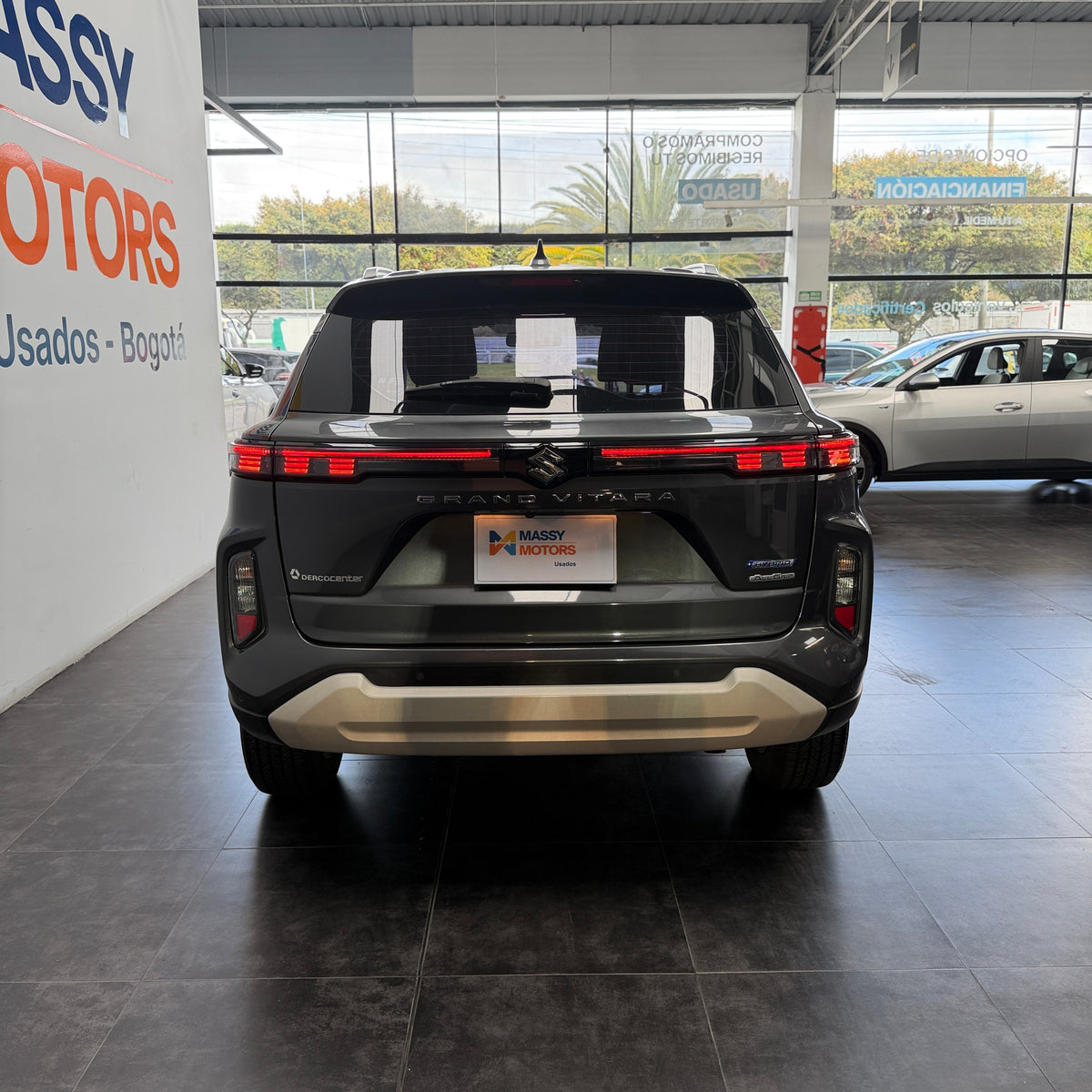 SUZUKI GRAND VITARA HYBRID 2024 USADA 36.000 KM