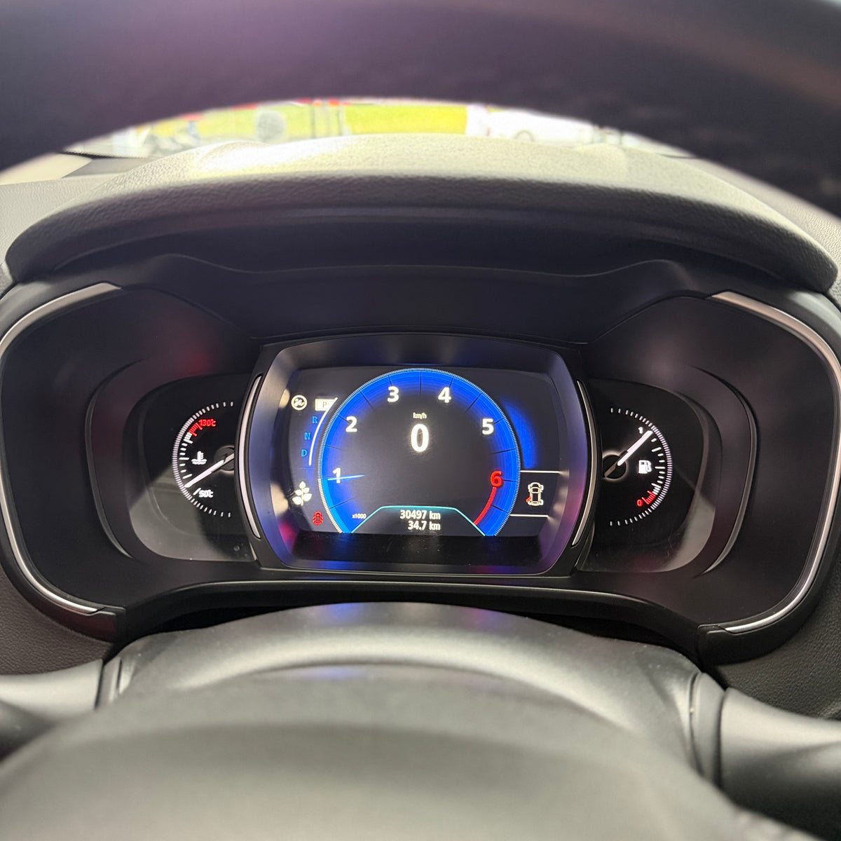 RENAULT NEW KOLEOS ZEN 2022 USADA 30.000 KM