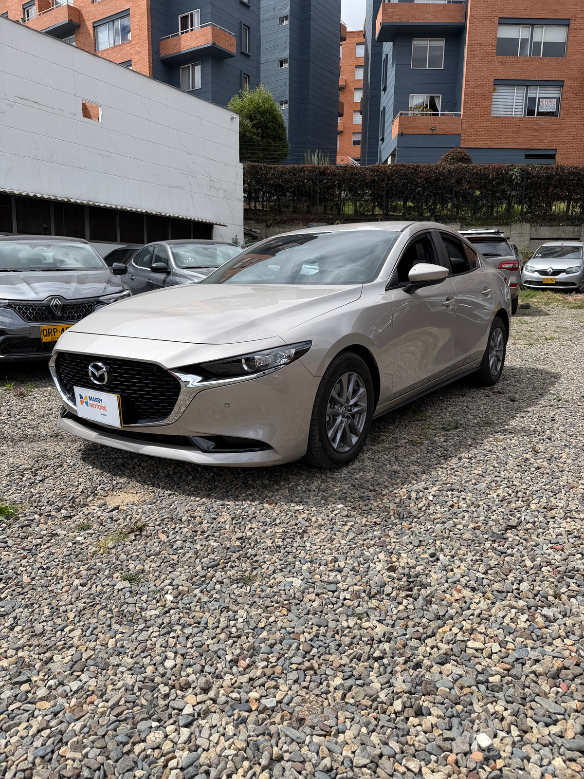 MAZDA 3 TOURING 2025 21.000 KM