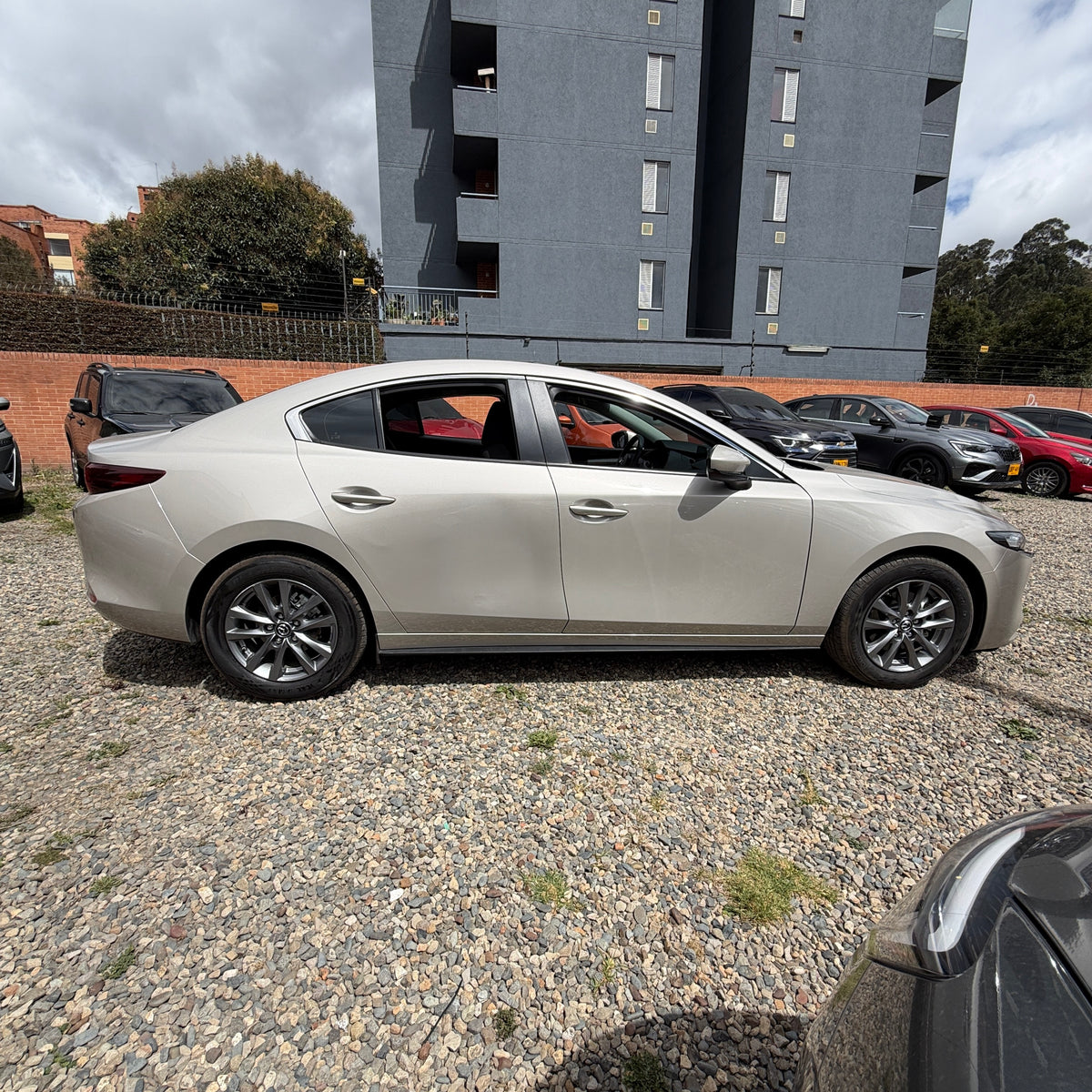 MAZDA 3 TOURING 2025 21.000 KM
