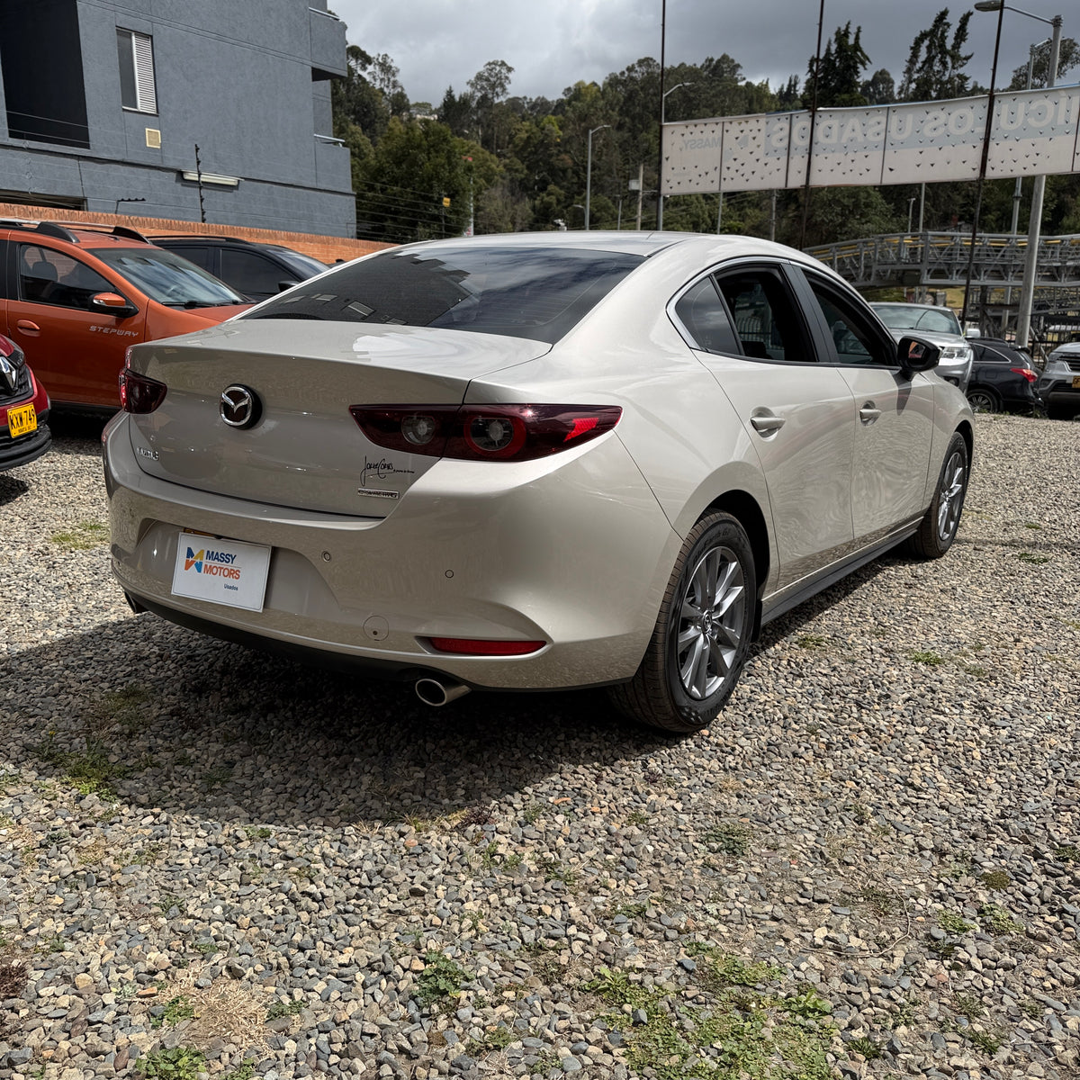 MAZDA 3 TOURING 2025 21.000 KM