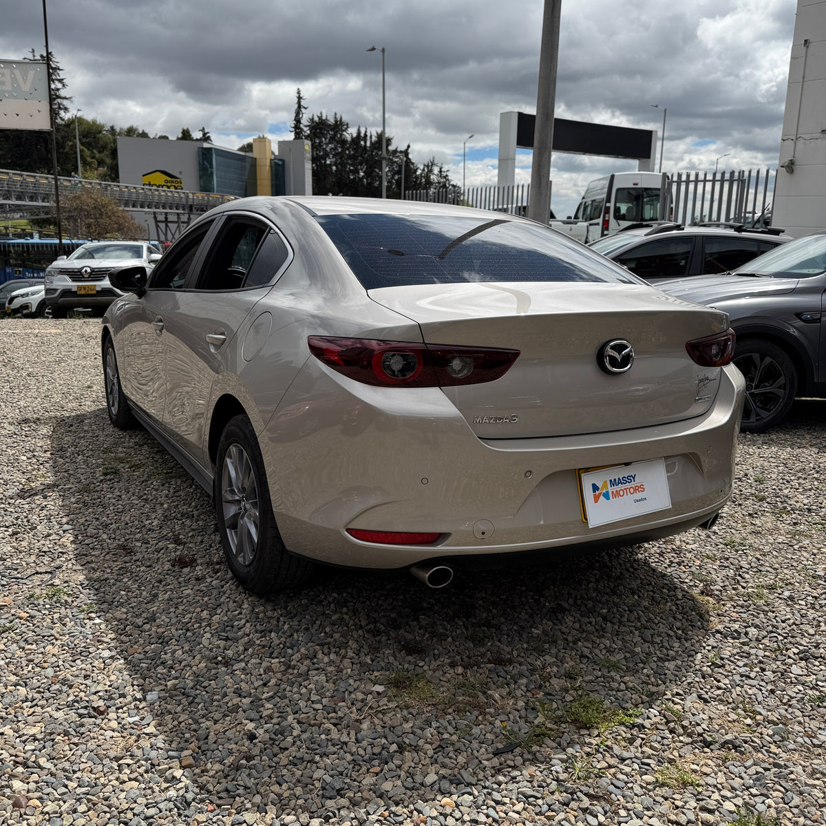 MAZDA 3 TOURING 2025 21.000 KM
