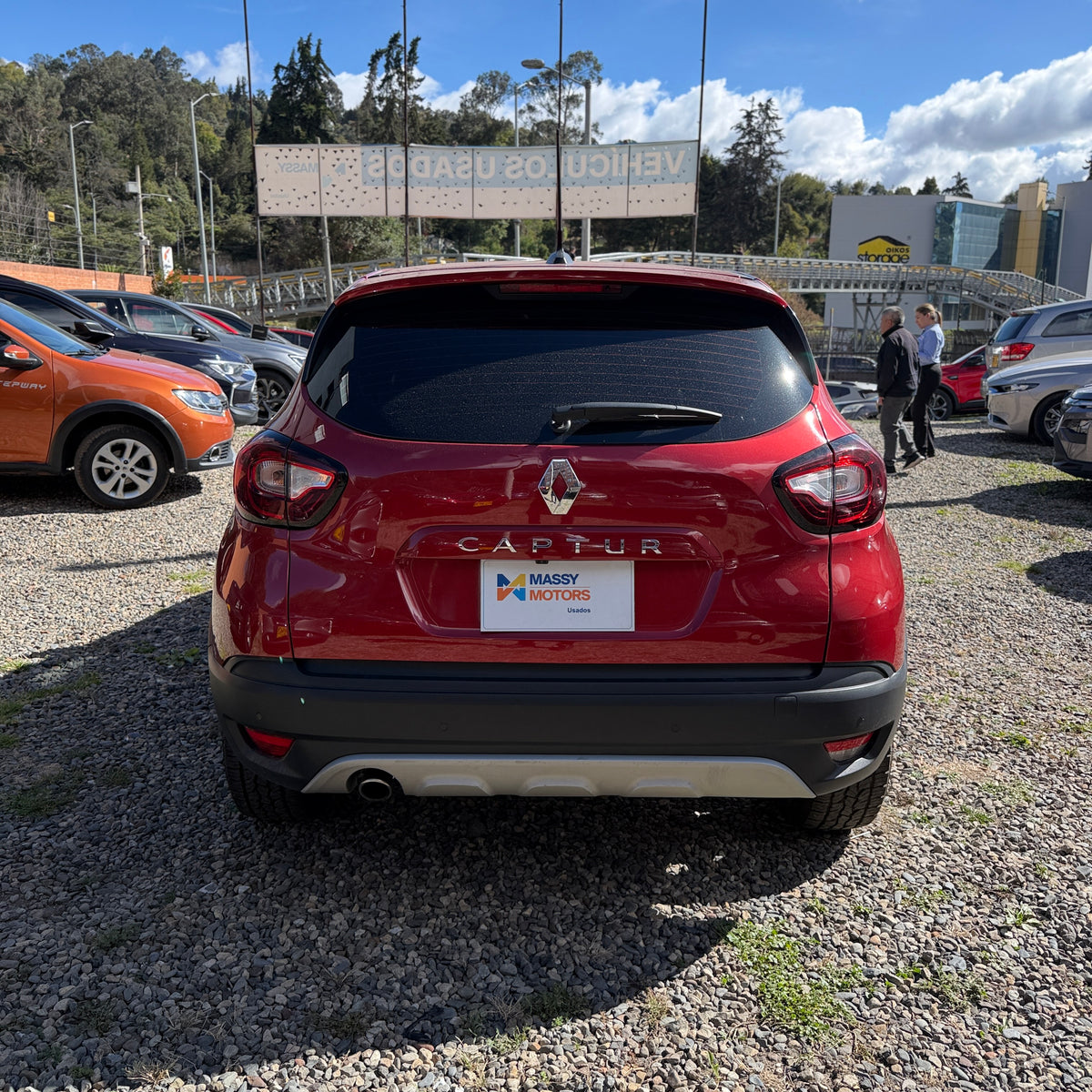 RENAULT CAPTUR ZEN 2023 USADA 57.000