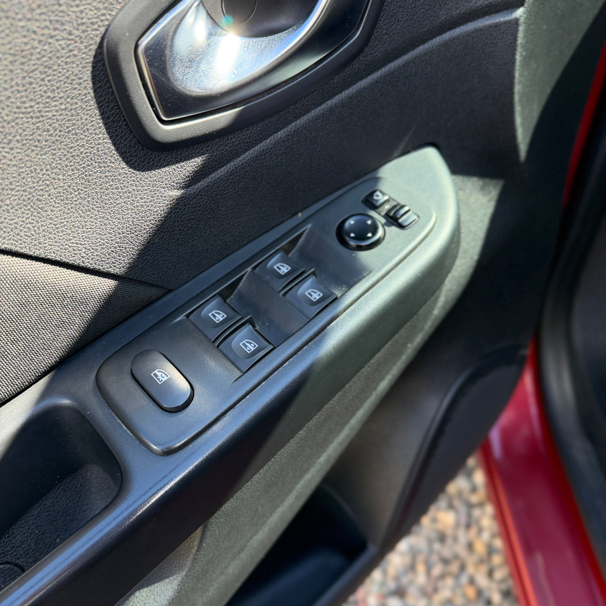 RENAULT CAPTUR ZEN 2023 USADA 57.000