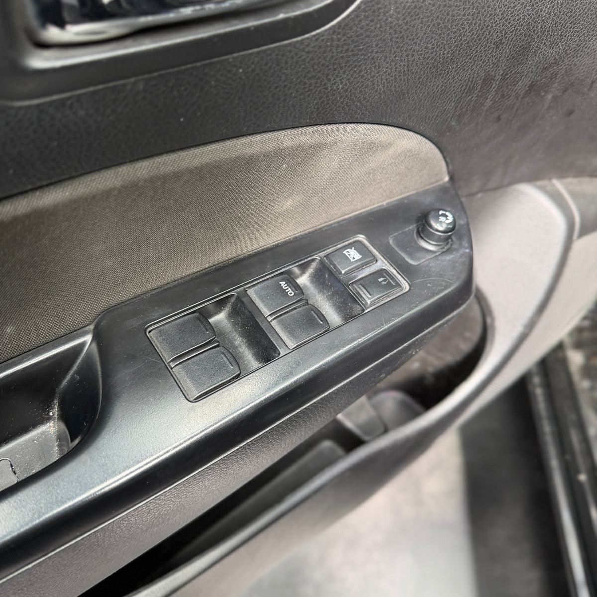 SUZUKI SWIFT DZIRE 2016 USADO 36.000 KM